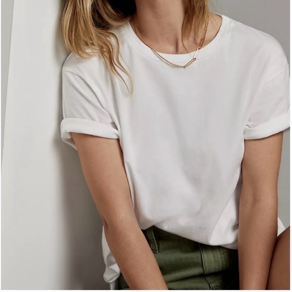 Anthropologie Tops - ANTHROPOLOGIE T La Crew Neck T-Shirt